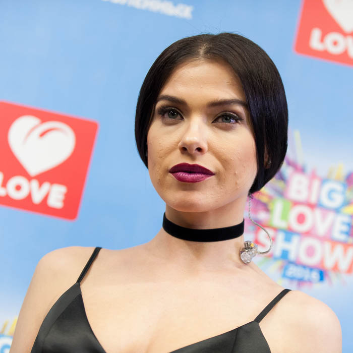 Красная дорожка фото